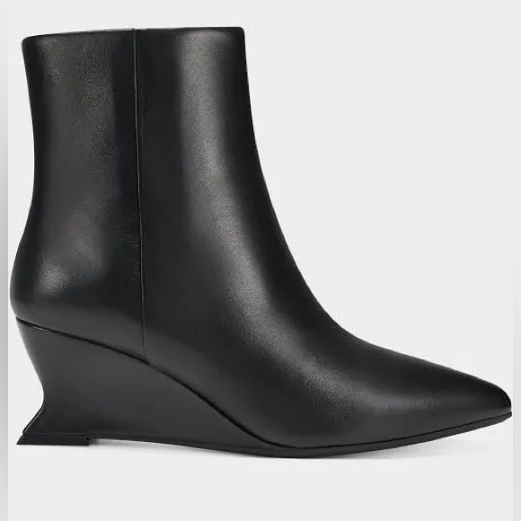 AEROSOLES Black Leather Inee Comfort Wedge Booties - Picture 6 of 7